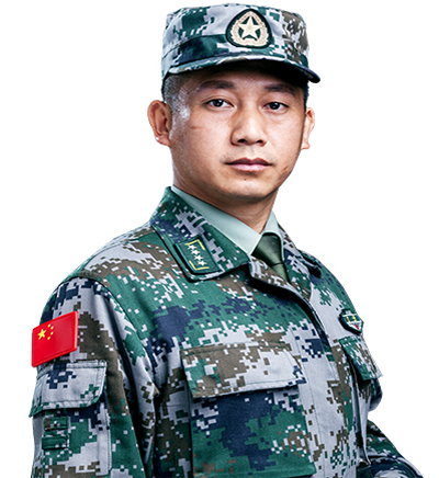 上海西點(diǎn)軍事夏令營付教官