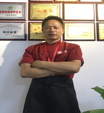 紀(jì)創(chuàng)餐飲_王老師