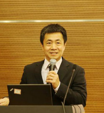 学威国际商学院教授_易凌峰