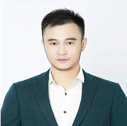 諾韋耐德健身教練_儲奇