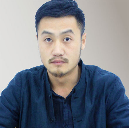 英圣教育老師_YAN