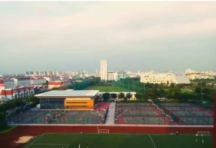 夏令營戶外活動場地