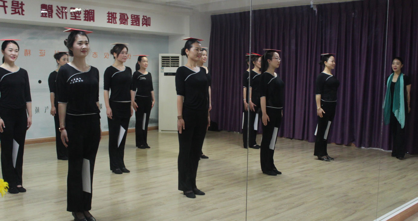 新華禮儀教學(xué)