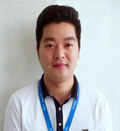 长春奥德曼夏令营_何余