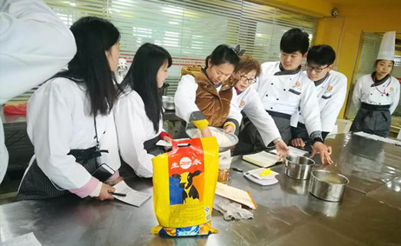 蛋糕学习场景