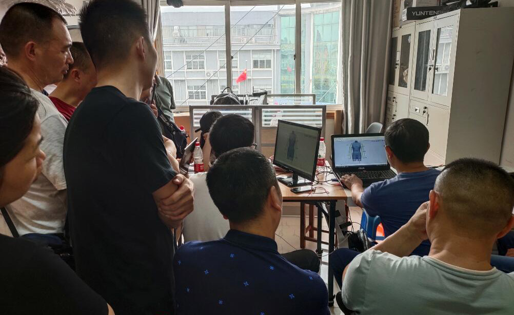 杭州网艺服装设计