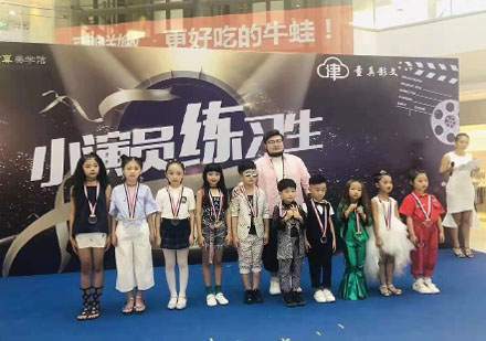 优质师资铸就专业模特培训
