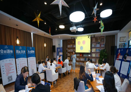 职业礼仪研修课程深度解析