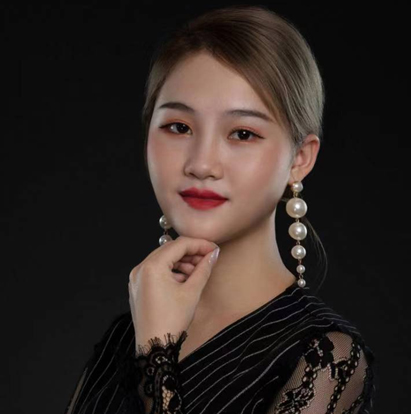 上海董冬秀彩妝造型_柳潔老師