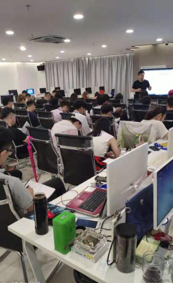 学生上课