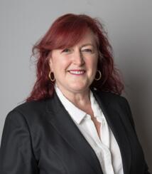  Lisa Beardrnov