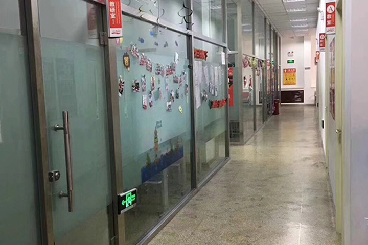 学校走廊