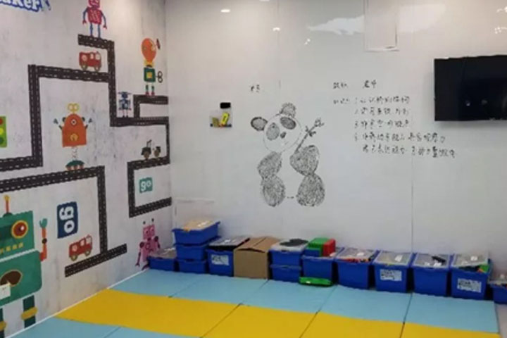 北京瓦力工厂少儿编程教学环境