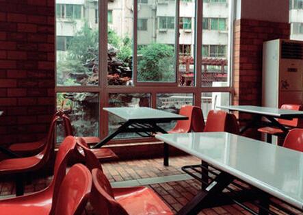 上海凱師國際高中餐廳