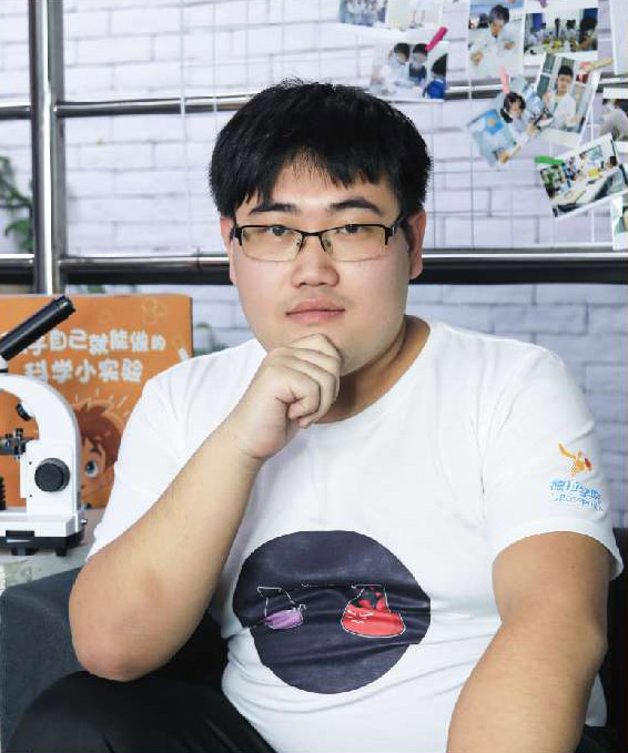 李冠鹏老师