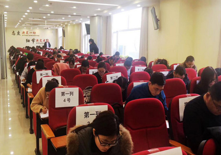 龙文教育专业解析：破解学生开学适应难题的有效策略