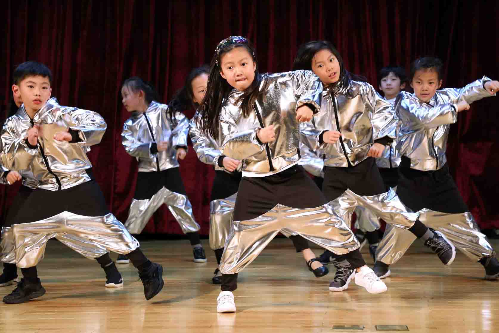 上海民办包玉刚实验学校