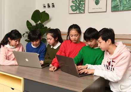 人工智能教育新突破：深度解析创新课程体系
