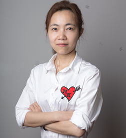 上外老师_查蔓