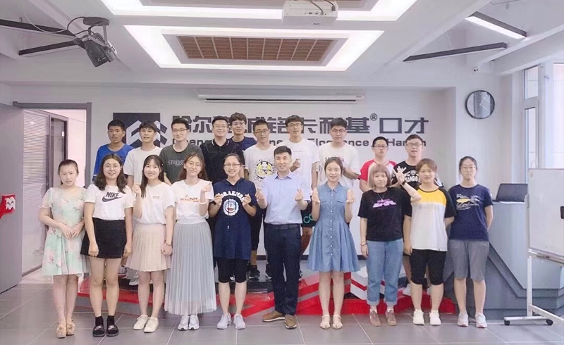 学员毕业合影