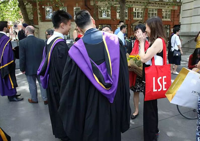 今年拿到LSEoffer的同学都是什么成绩？