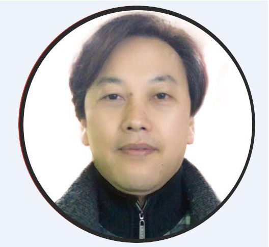 育达_秋山老师