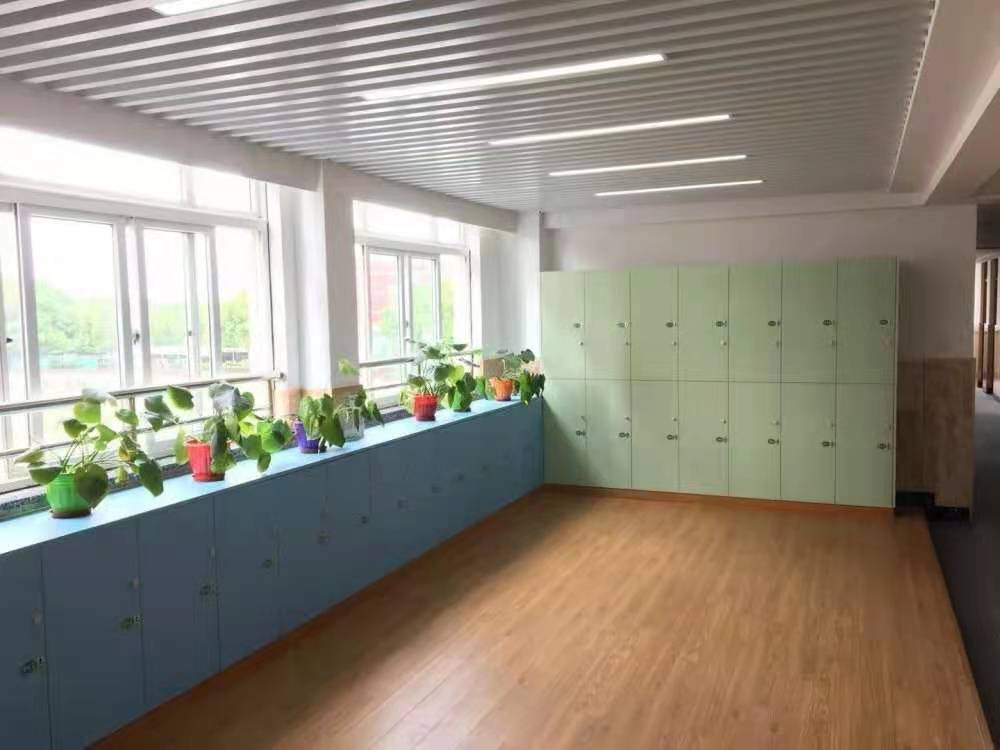 校区走廊