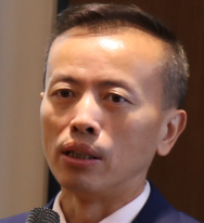 薛华