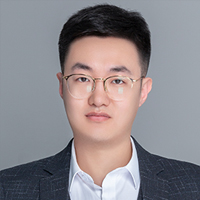 Zhi Li