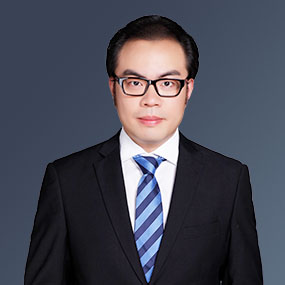 万磊