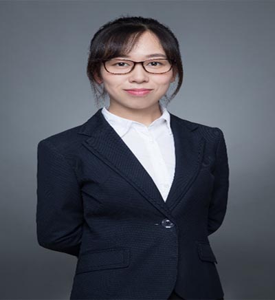 龚央央老师