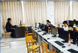 上海職坐標IT培訓的大數據開班上課場景
