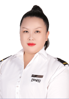 美甲导师张丽娜