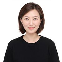 Xiaojuan Carol