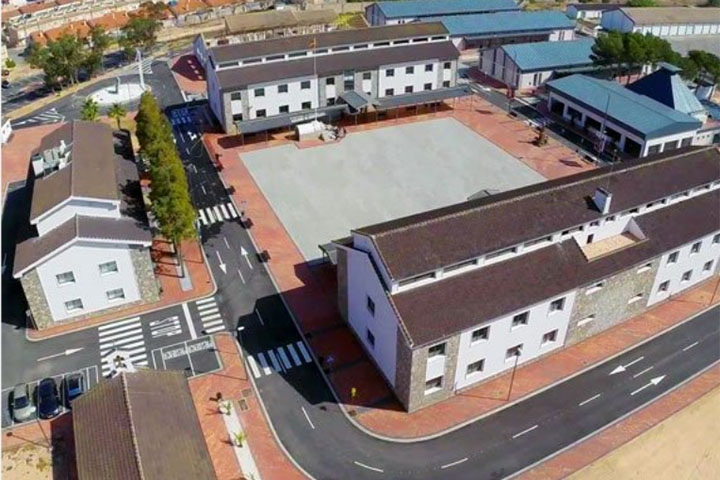 西班牙武康大學校園教學環(huán)境