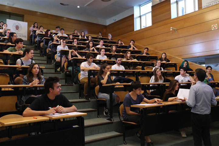 美國菲利普斯研究大學(xué)教室學(xué)習(xí)環(huán)境