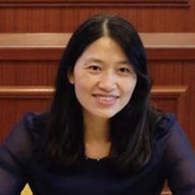 張?jiān)伾? width=