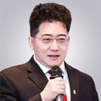 陸教授