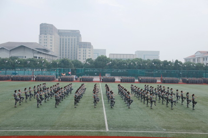 学校操场
