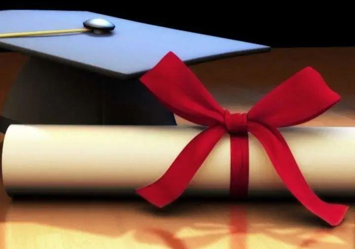 学历提升双证攻略：学位证与毕业证的深层价值解析