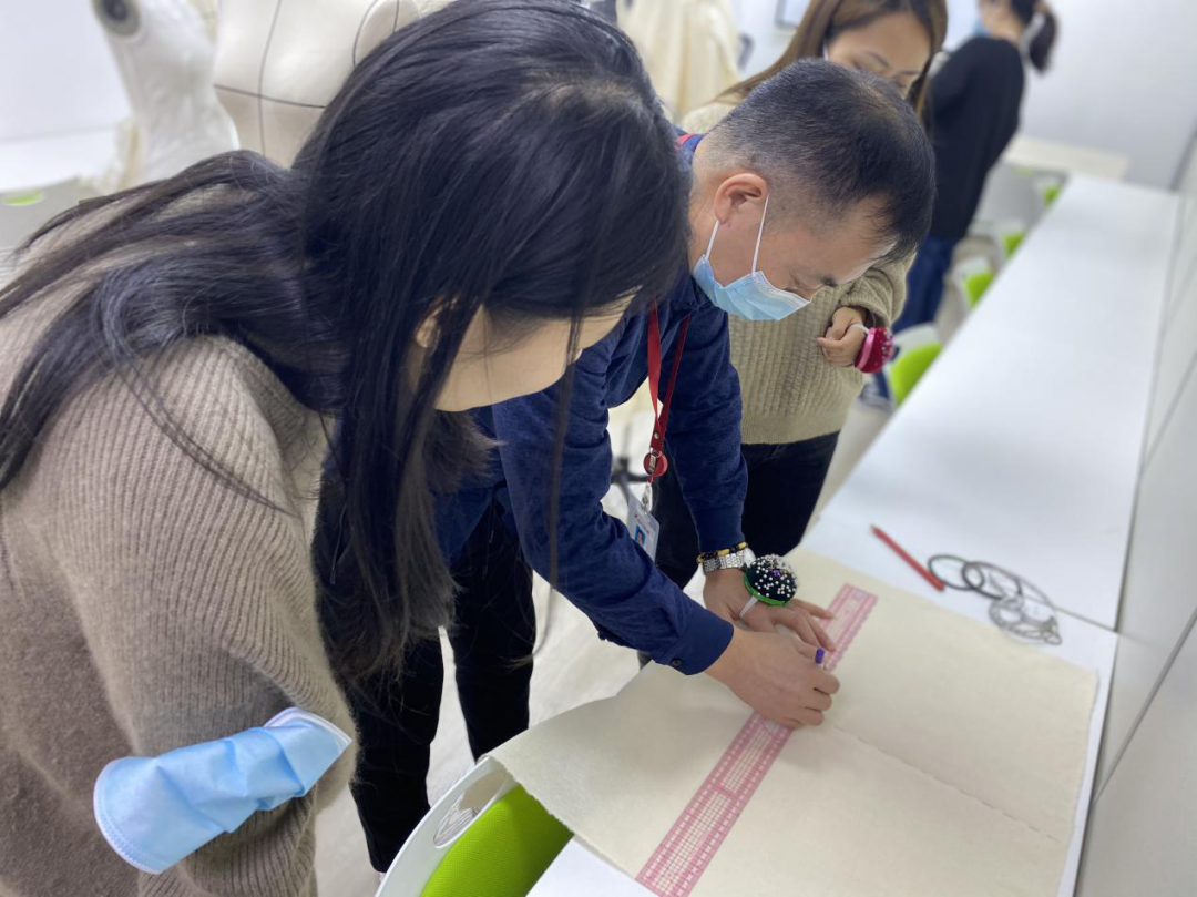 立体裁剪操作过程