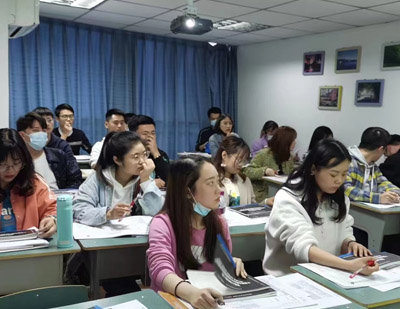 校区学员上课展示