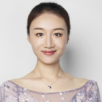 丽丽Lily