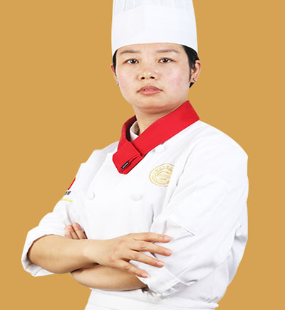 范英英