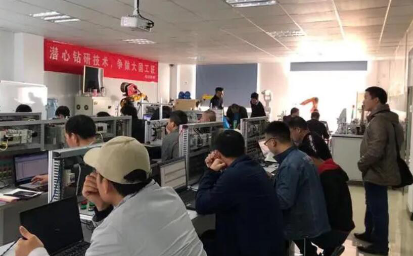 苏州程控教育