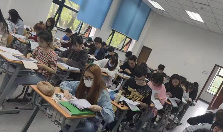 上课环境