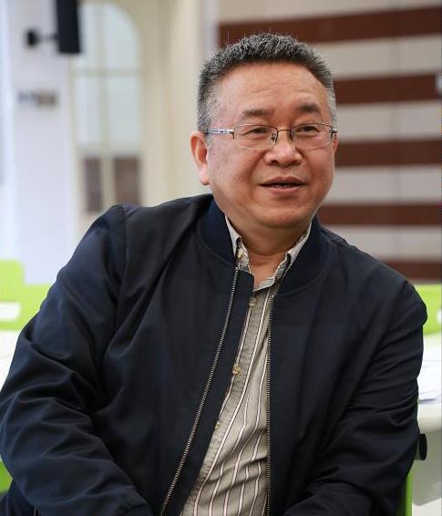 胡明
