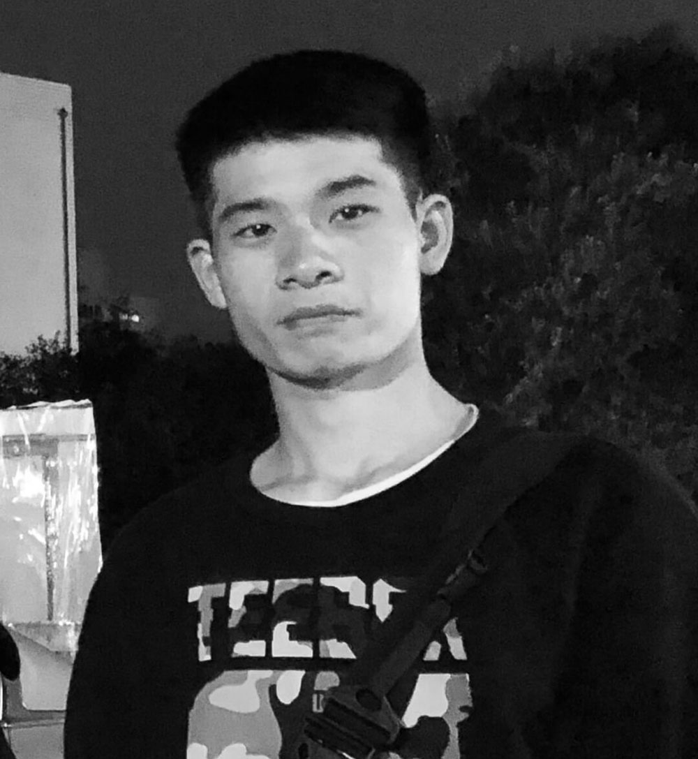 何老师
