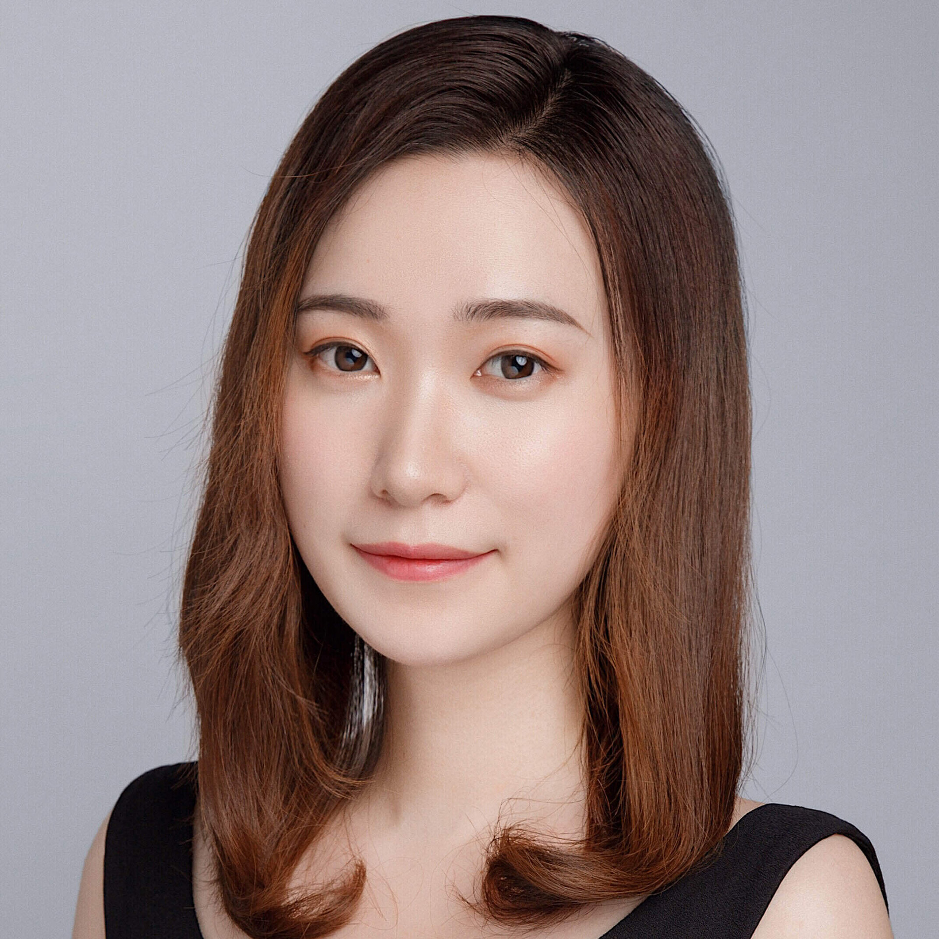 丁洁佳