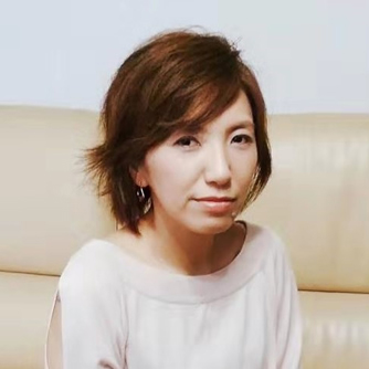 配岛亚希子